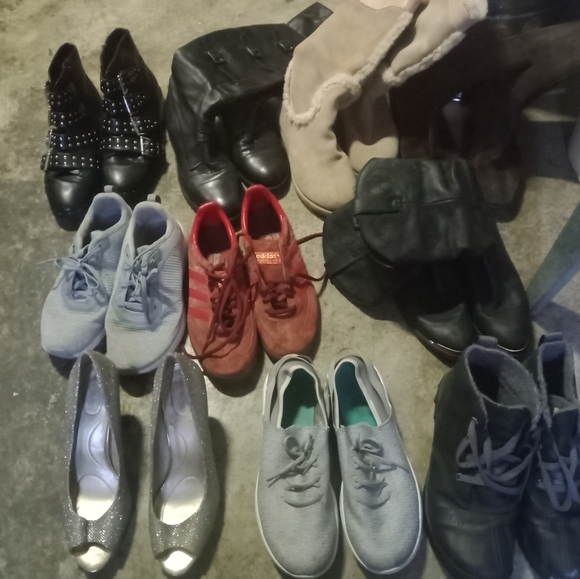 Women's boots,shoes,heels - Picture 4 of 4